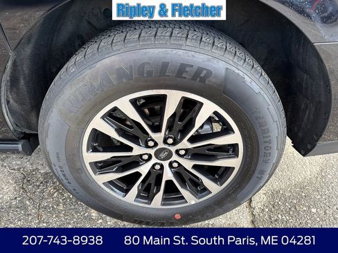 Used 2025 Ford Expedition Max Platinum image 6