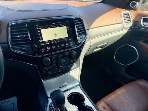 Used 2021 Jeep Grand Cherokee Summit w/ Platinum Series Group image 27