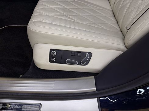 Used 2014 Bentley Flying Spur W12 AWD/4WD image 20