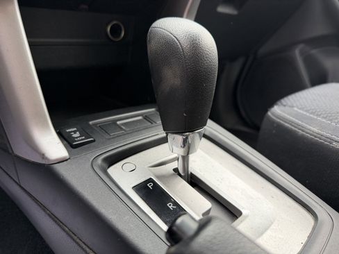 Used 2015 Subaru Forester 2.5i Premium w/ All-Weather Package image 18