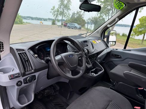 Used 2019 Ford Transit 350 156 DRW RWD image 16