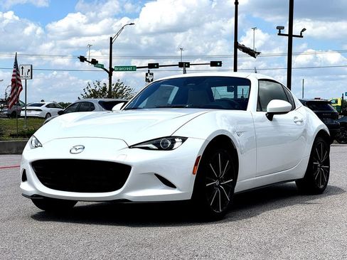 New 2026 MAZDA MX-5 Miata RF Grand Touring RWD image 4