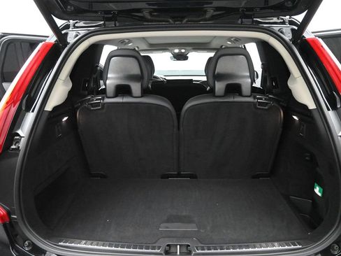 Used 2025 Volvo XC90 T8 Plus image 14