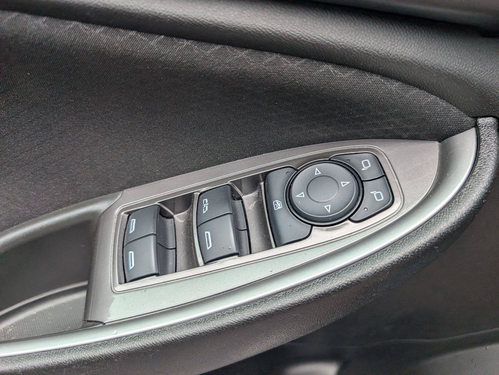Used 2025 Chevrolet Malibu LT FWD image 29
