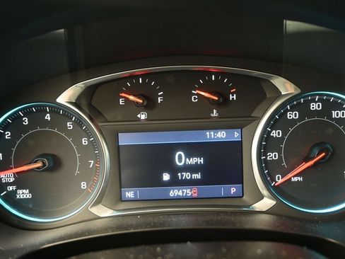 Used 2021 Chevrolet Traverse LT FWD image 13