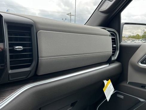 New 2026 Chevrolet Silverado 1500 LTZ w/ LTZ Premium Package AWD/4WD image 37
