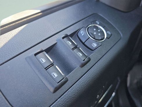 Used 2020 Ford F150 Lariat w/ Equipment Group 502A Luxury AWD/4WD image 32