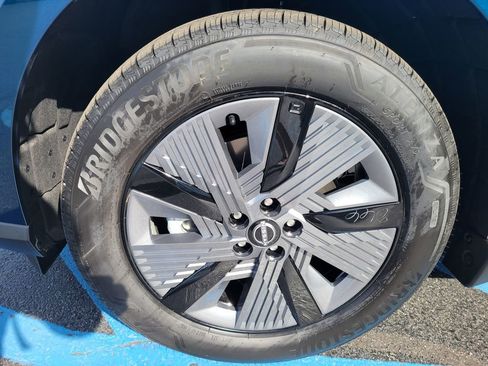 New 2025 Nissan Murano SL image 12