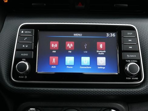 Certified 2021 Nissan Kicks S image 22