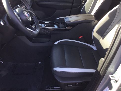 Used 2025 Buick Envision Sport Touring image 15