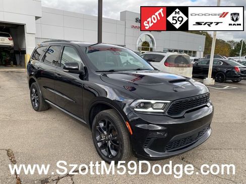 Used 2023 Dodge Durango GT image 1