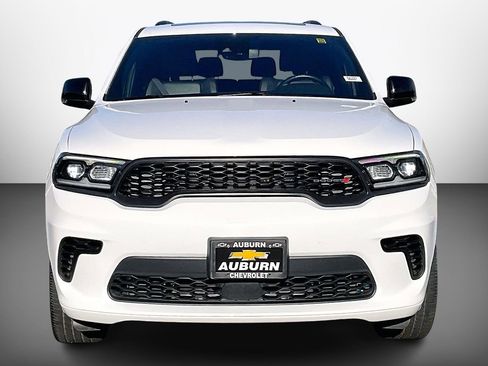 Used 2024 Dodge Durango GT image 3