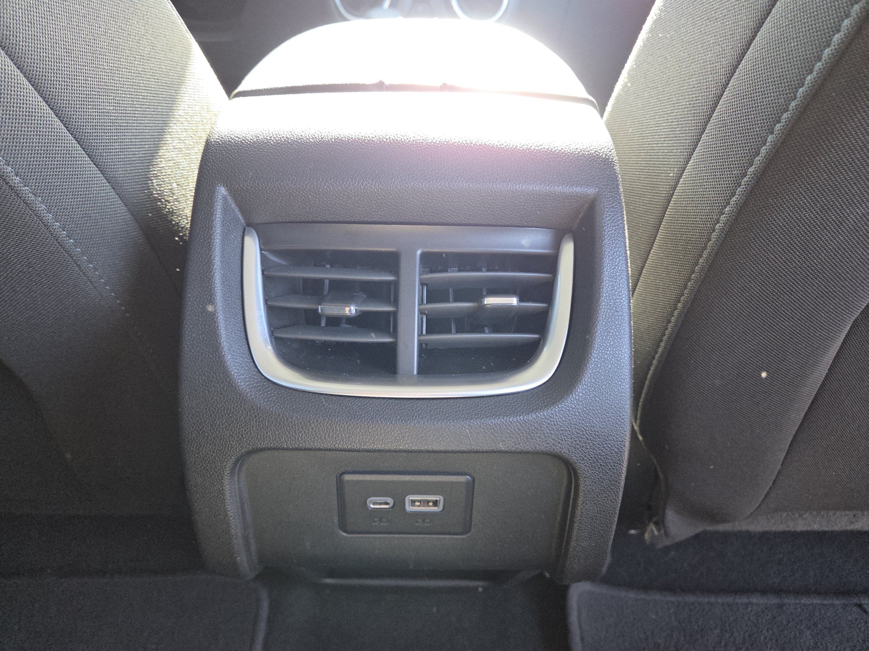Used 2021 Chevrolet Blazer LT AWD/4WD image 29