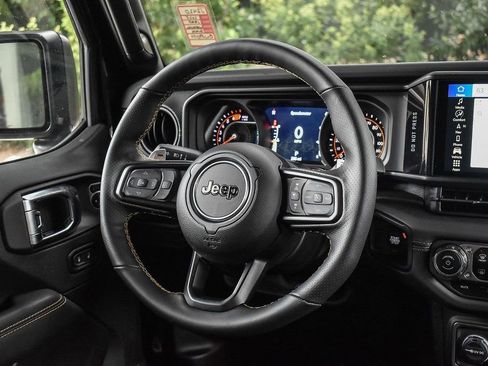 New 2025 Jeep Wrangler Unlimited Rubicon 392 image 14