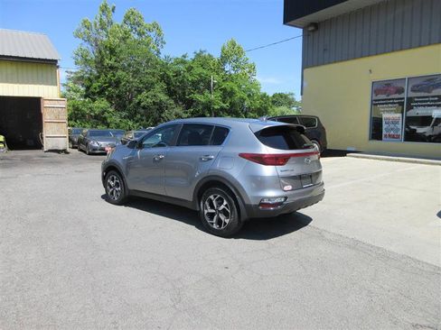 Used 2021 Kia Sportage LX w/ LX AWD Popular Package image 3