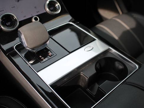 Certified 2022 Land Rover Range Rover Velar S image 24