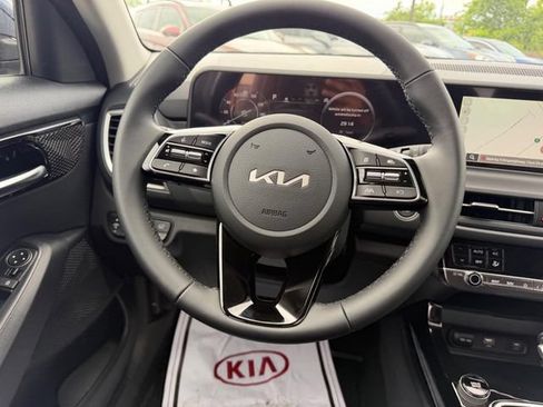 New 2026 Kia Seltos EX AWD/4WD image 10