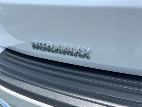 Used 2025 Chevrolet Suburban Premier w/ Sun And Tow Package AWD/4WD image 25