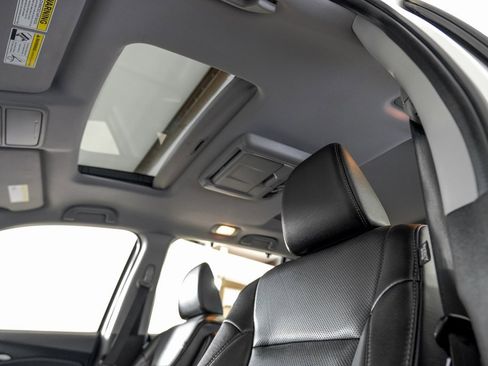 Used 2018 Honda Pilot Elite image 4