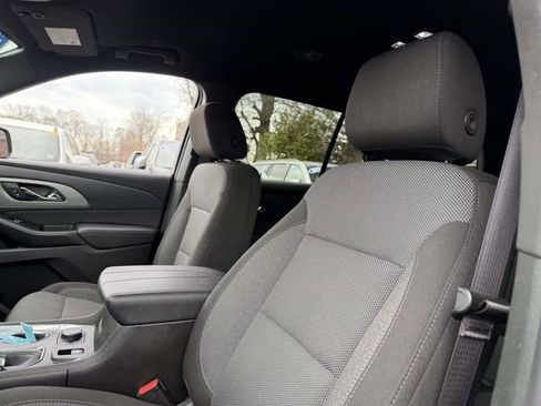 Certified 2023 Chevrolet Traverse LT image 12