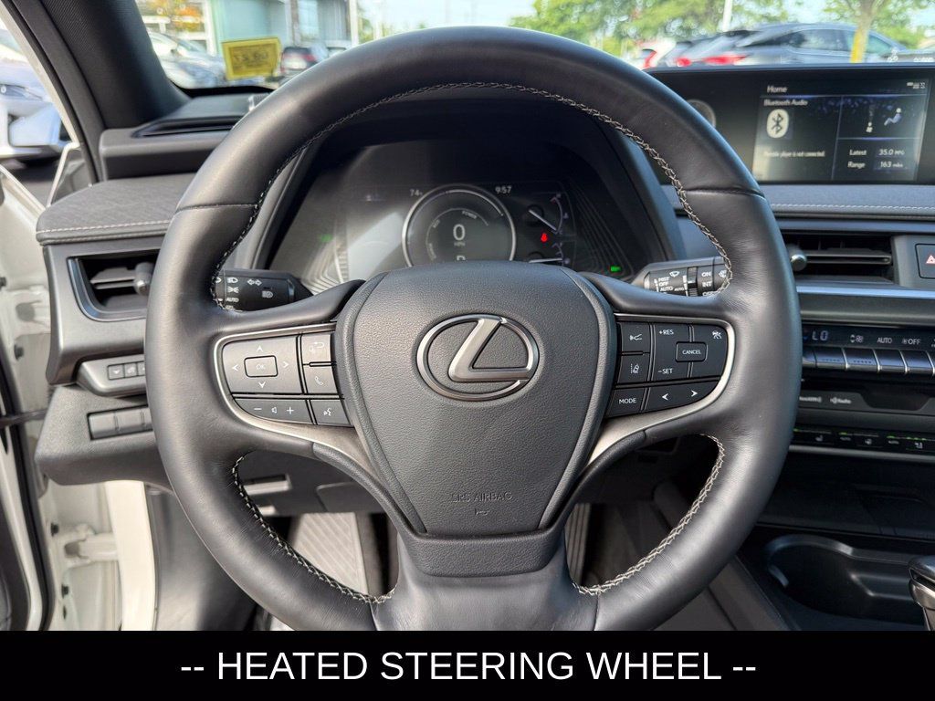 Used 2019 Lexus UX 250h w/ Premium Package AWD/4WD image 8
