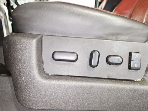 Used 2013 Ford F150 Limited image 14