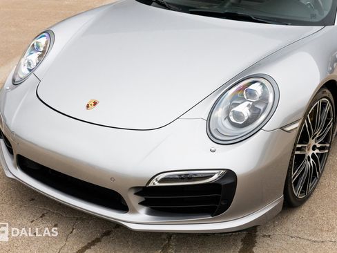 Used 2015 Porsche 911 Turbo S image 7