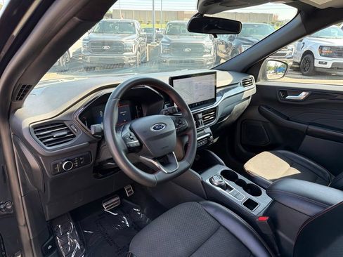 Certified 2023 Ford Escape ST-Line w/ Tech Pack #1 FWD image 13