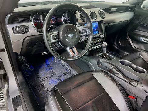 Used 2021 Ford Mustang Premium image 9