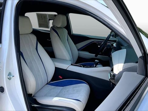 Certified 2025 Acura ADX A-Spec FWD image 9