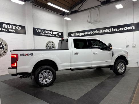 Used 2021 Ford F250 Platinum AWD/4WD image 3