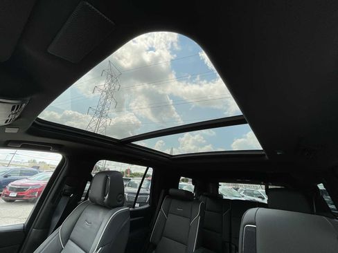 Certified 2026 Cadillac Escalade Sport w/ LPO, ONYX Package AWD/4WD image 20