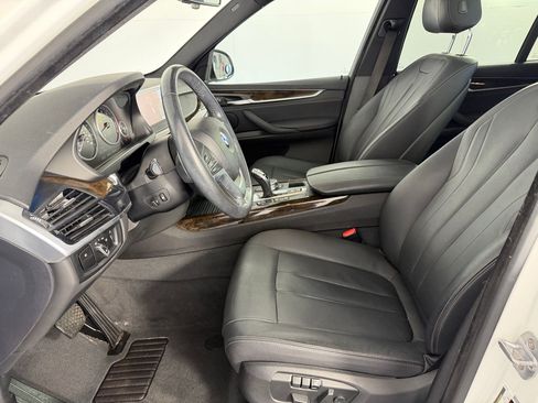 Used 2018 BMW X5 xDrive35i w/ M Sport Package AWD/4WD image 5