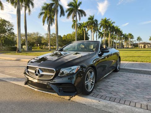 Used 2018 Mercedes-Benz E 400 E 400 Cabriolet 2D w/ Premium 2 Package image 10
