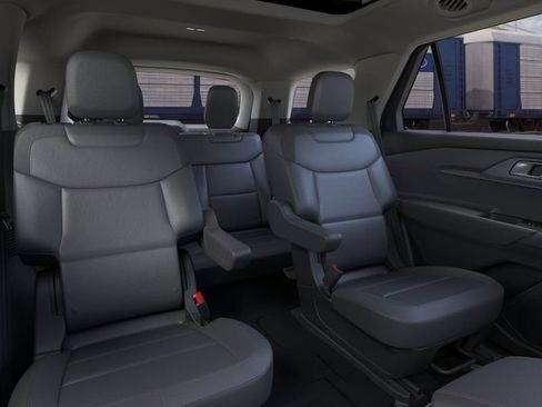 New 2026 Ford Explorer Active AWD/4WD image 13