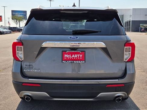 Used 2021 Ford Explorer Limited w/ Equipment Group 301A RWD image 6