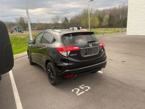 Used 2021 Honda HR-V Sport image 7