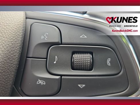 New 2026 Buick Envista Sport Touring w/ Convenience I Package FWD image 33