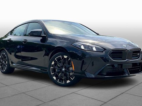 Used 2026 BMW M235i xDrive w/ Technology Package image 2