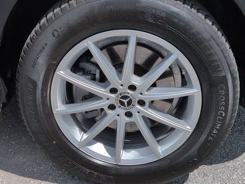 Used 2025 Mercedes-Benz GLE 350 4MATIC image 11