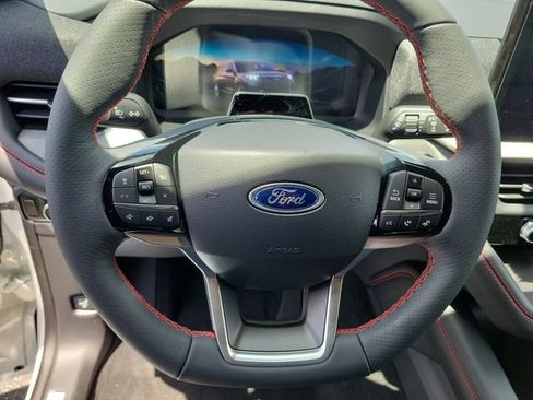 New 2026 Ford Explorer ST-Line w/ ST-Line Street Pack RWD image 9