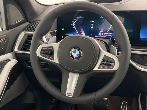 New 2026 BMW X7 xDrive40i w/ M Sport Package image 16