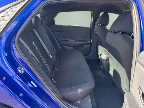 Used 2025 Hyundai Elantra Sport image 24
