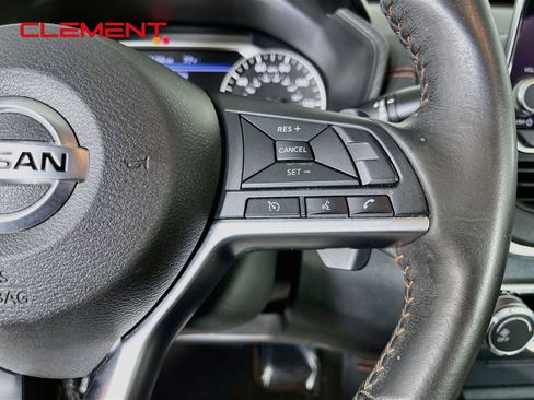 Used 2022 Nissan Altima 2.5 SR FWD image 17