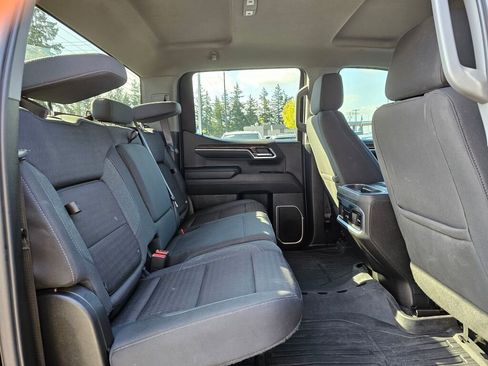 Used 2022 GMC Sierra 1500 Elevation w/ LPO, Elevation Black Package AWD/4WD image 12