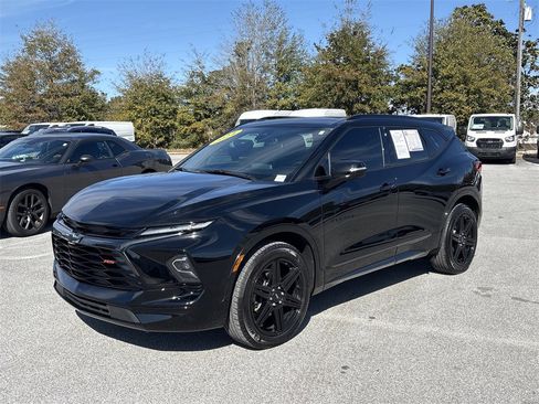 Used 2024 Chevrolet Blazer RS w/ Enhanced Convenience Package image 9