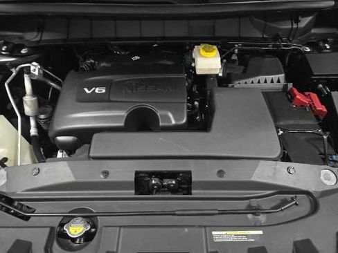 Used 2024 Nissan Pathfinder Platinum w/ Cargo Package AWD/4WD image 18