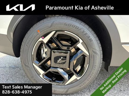 New 2026 Kia Sportage EX AWD/4WD image 30