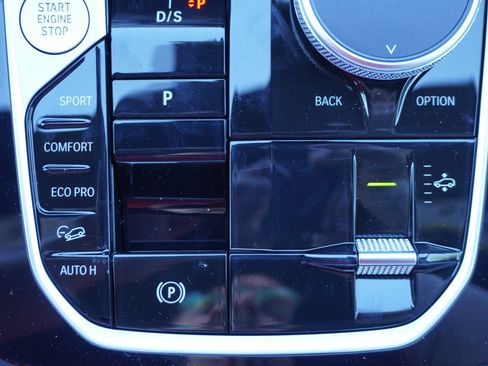 New 2025 BMW X7 xDrive40i w/ M Sport Package image 12