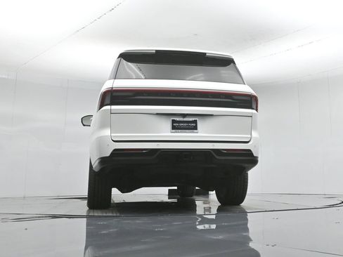 Used 2025 Lincoln Navigator Reserve AWD/4WD image 53